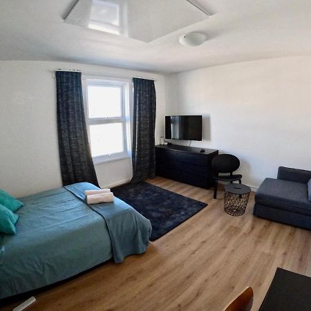 لندن Lovely One Bedroom Flat المظهر الخارجي الصورة