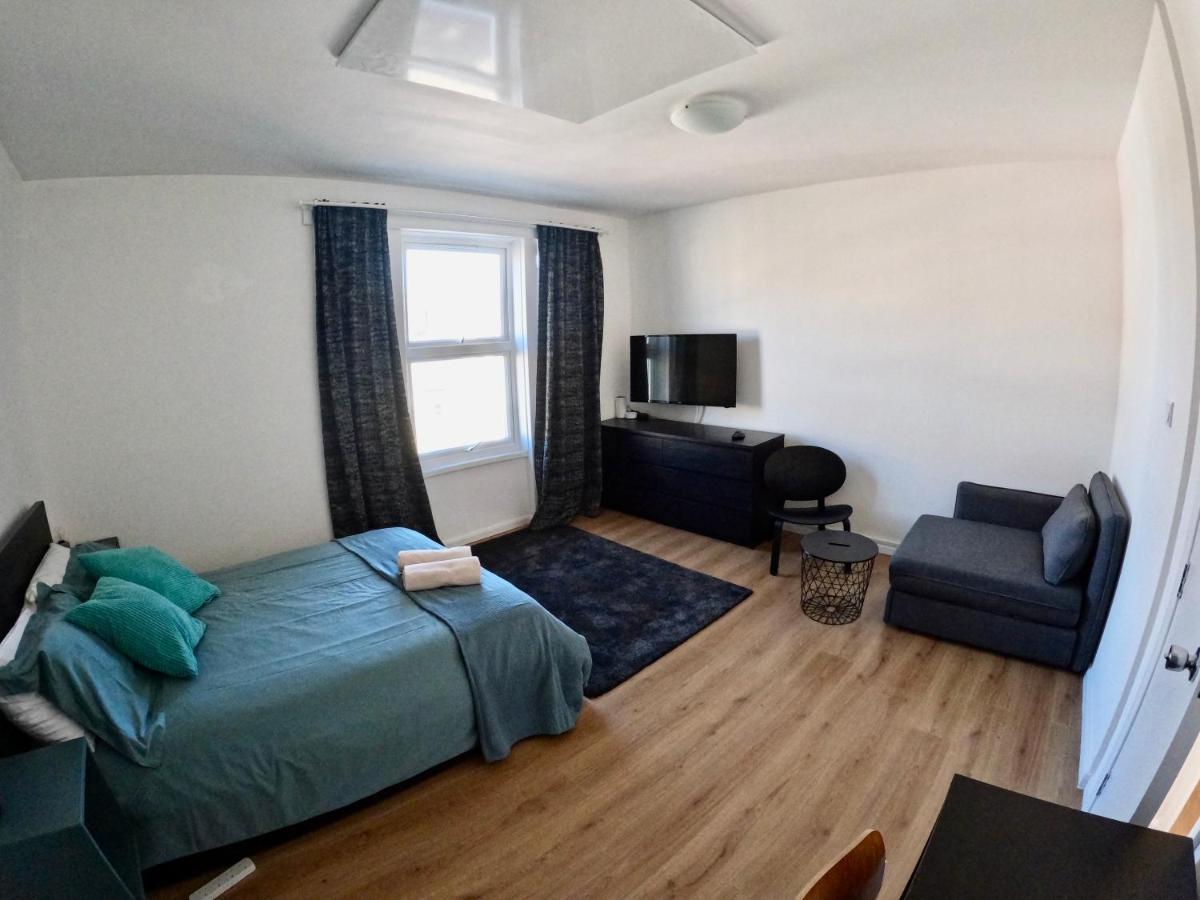 لندن Lovely One Bedroom Flat المظهر الخارجي الصورة