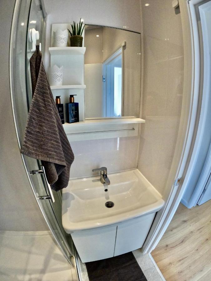 لندن Lovely One Bedroom Flat المظهر الخارجي الصورة