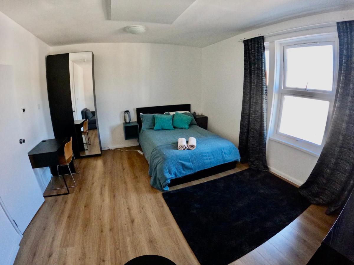 لندن Lovely One Bedroom Flat المظهر الخارجي الصورة