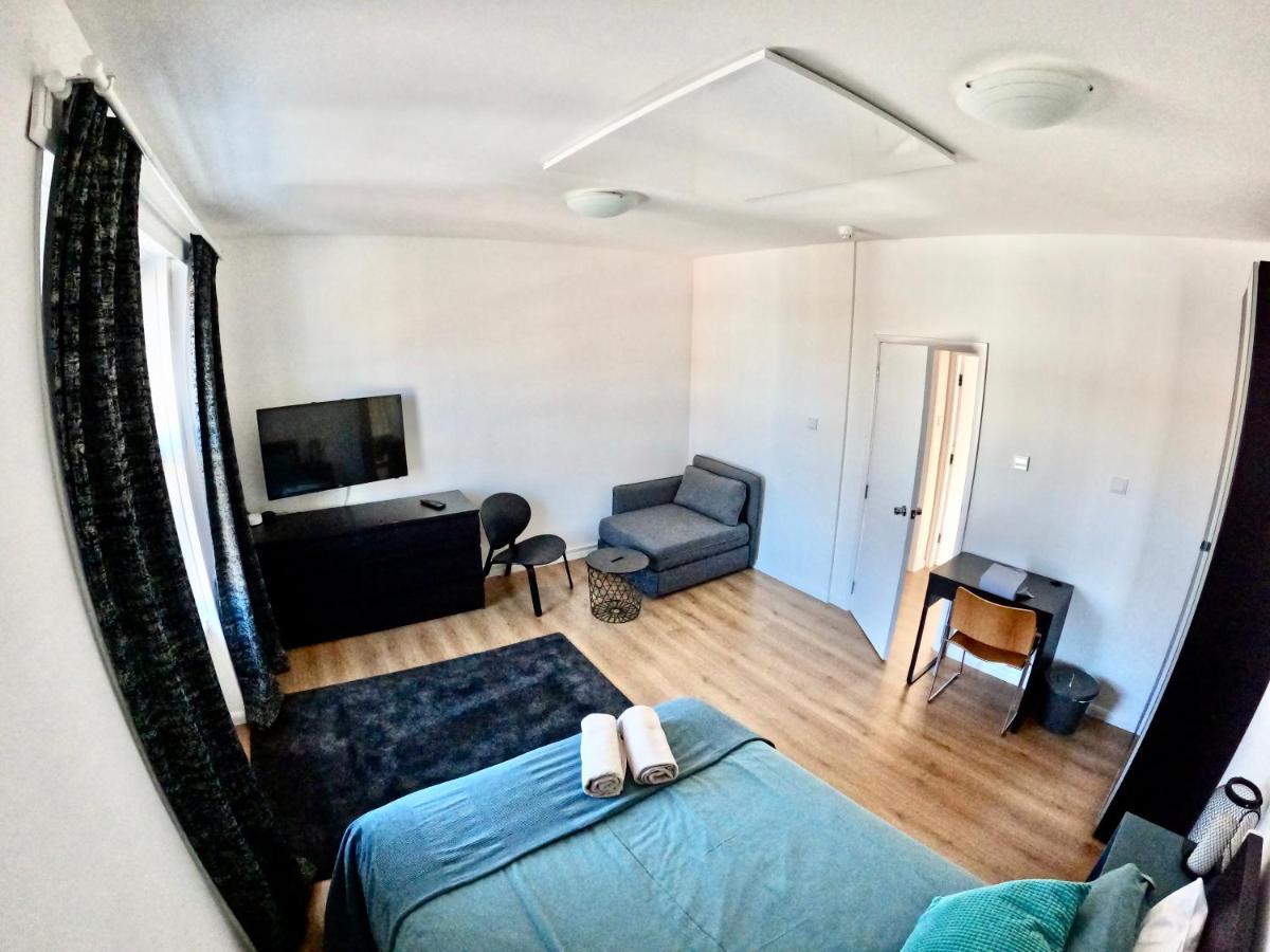 لندن Lovely One Bedroom Flat المظهر الخارجي الصورة